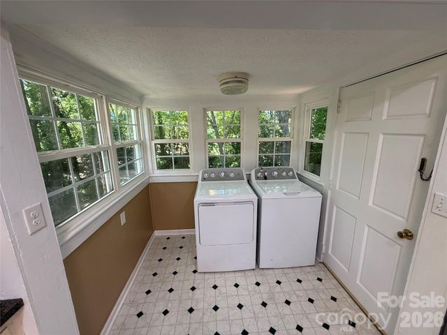 122 E Hargrave Street, Wadesboro, NC 28170