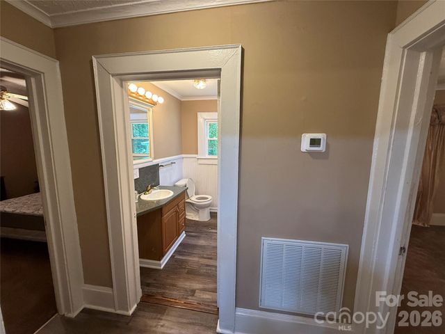122 E Hargrave Street, Wadesboro, NC 28170