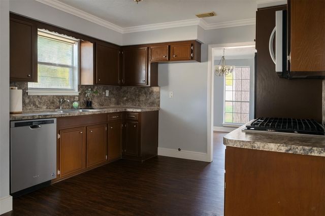 1819 Papoose Trail, Crosby, TX 77532