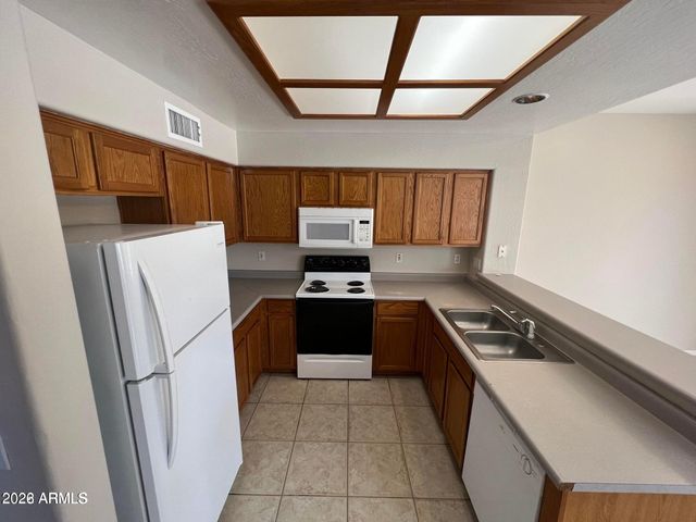 1822 N 106th Avenue, Avondale, AZ 85323