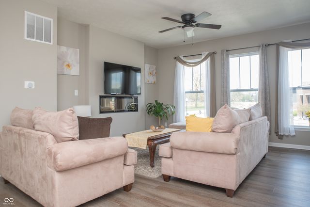 2949 Kirkbride Way, Indianapolis, IN 46222