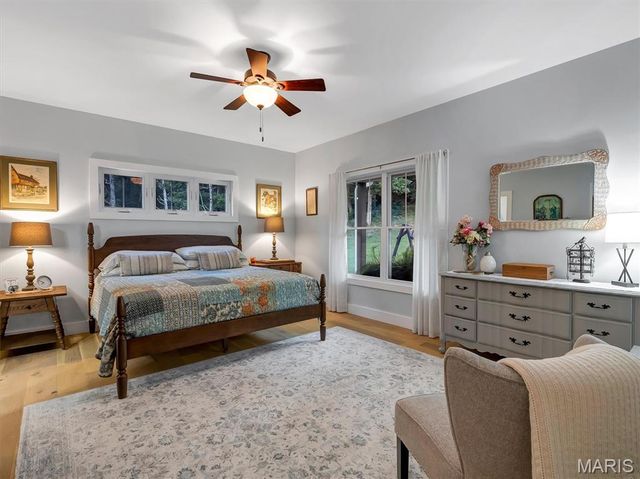 274 Calvey Crossing Lane, Robertsville, MO 63072