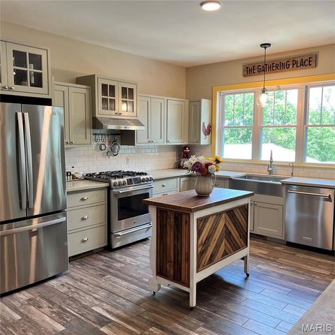 274 Calvey Crossing Lane, Robertsville, MO 63072