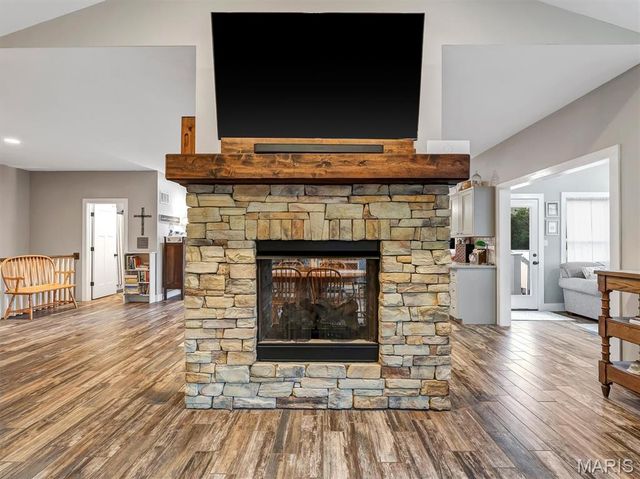 274 Calvey Crossing Lane, Robertsville, MO 63072