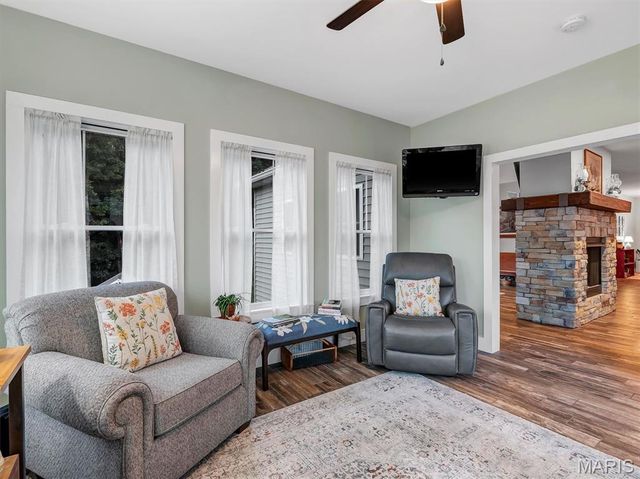 274 Calvey Crossing Lane, Robertsville, MO 63072