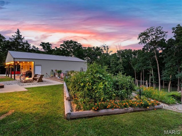 274 Calvey Crossing Lane, Robertsville, MO 63072