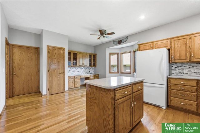 20750 Hemlock Circle, Elkhorn, NE 68022