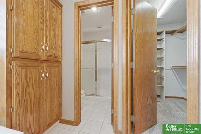 20750 Hemlock Circle, Elkhorn, NE 68022