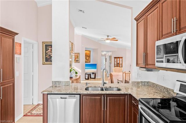 8949 Cascades Isle BLVD, Estero, FL 33928