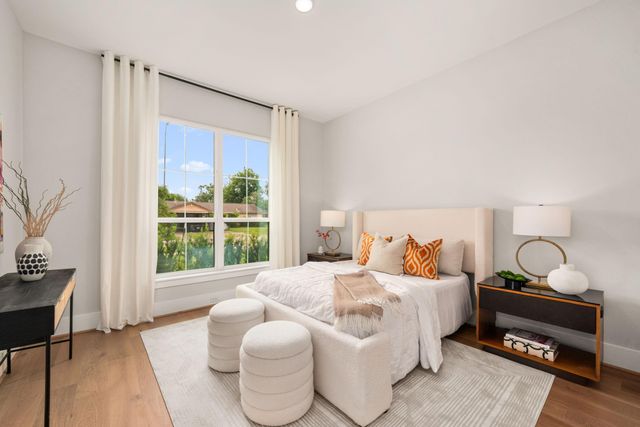 9350 Rosstown Way, Houston, TX 77080