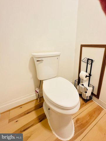 352 W GAY AVE, York, PA 17401