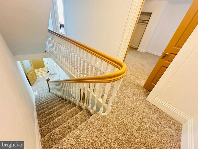 352 W GAY AVE, York, PA 17401