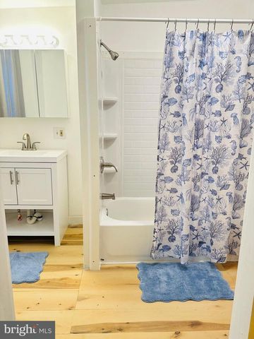 352 W GAY AVE, York, PA 17401