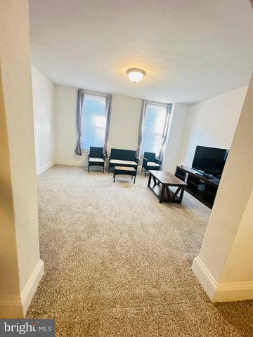 352 W GAY AVE, York, PA 17401