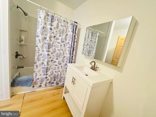 352 W GAY AVE, York, PA 17401