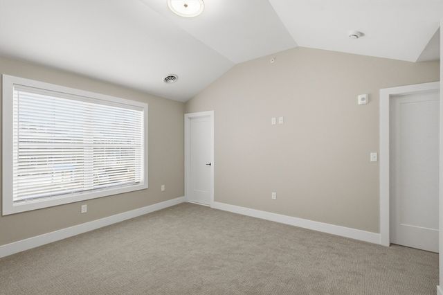 7 Elise Ave -, Londonderry, NH 03053