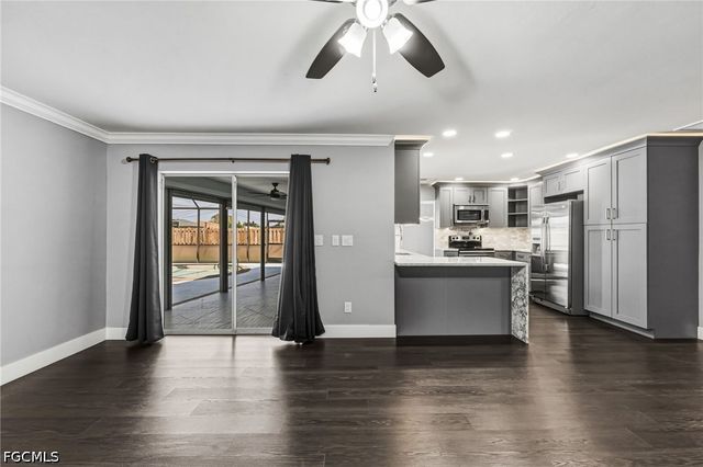 629 SW 22nd ST, Cape Coral, FL 33991