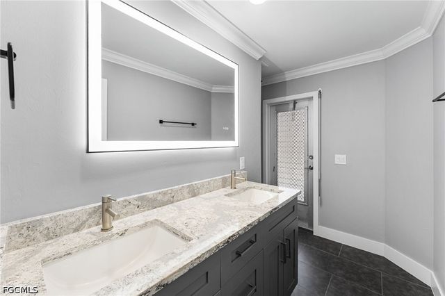 629 SW 22nd ST, Cape Coral, FL 33991