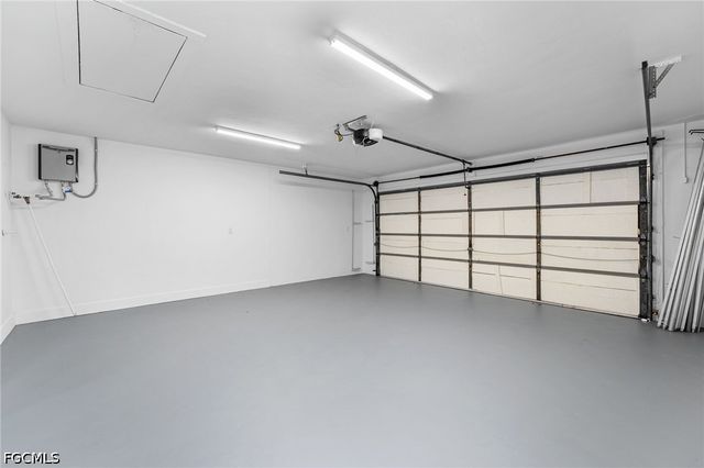 629 SW 22nd ST, Cape Coral, FL 33991