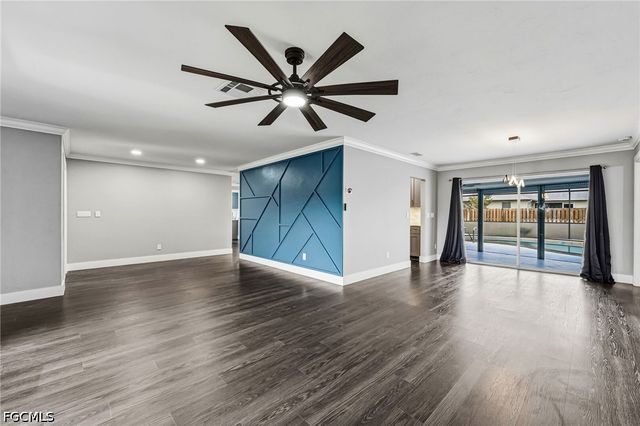 629 SW 22nd ST, Cape Coral, FL 33991