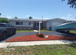 1800 N 55th Avenue, Hollywood, FL 33021