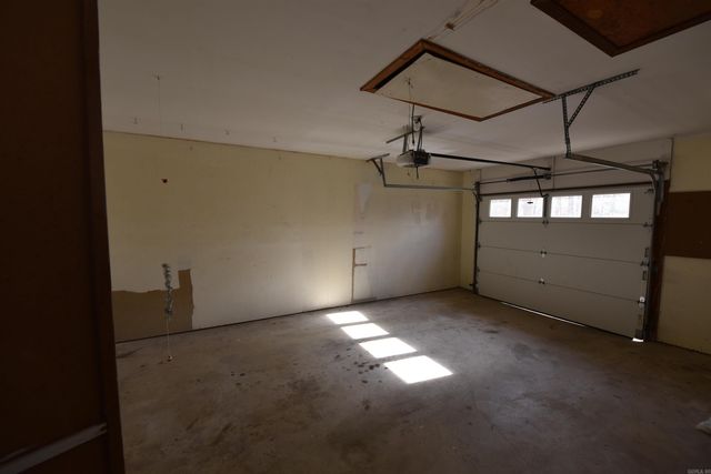 1266 Dave Creek Pkwy, Fairfield Bay, AR 72088