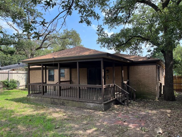 10327 Springhaven Drive, Dallas, TX 75217