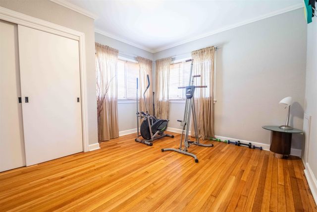 5099 WALNUT GROVE RD, Memphis, TN 38117