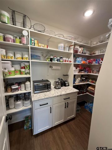 1003 Stone Bridge St, Mount Pleasant, TX 75455