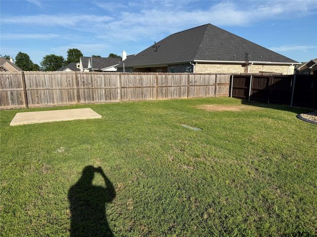 1003 Stone Bridge St, Mount Pleasant, TX 75455