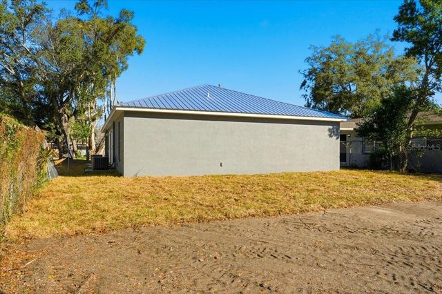 644 MARTIN LUTHER KING BOULEVARD NE, Winter Haven, FL 33881