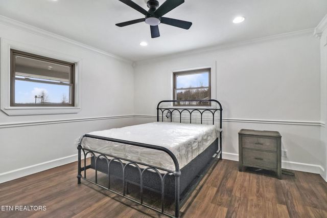 1128 Allardt Hwy, Jamestown, TN 38556