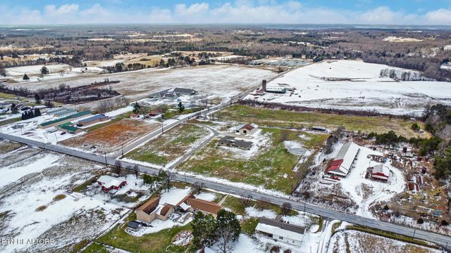 1128 Allardt Hwy, Jamestown, TN 38556