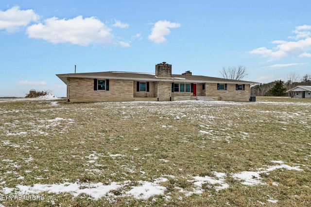 1128 Allardt Hwy, Jamestown, TN 38556