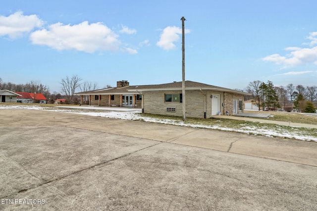 1128 Allardt Hwy, Jamestown, TN 38556