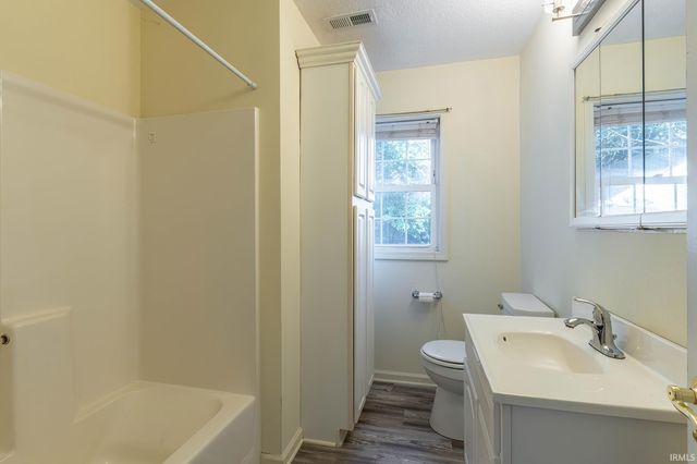 3023 Parnell Avenue, Fort Wayne, IN 46805