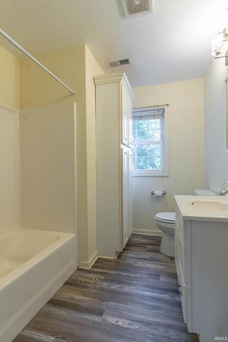 3023 Parnell Avenue, Fort Wayne, IN 46805