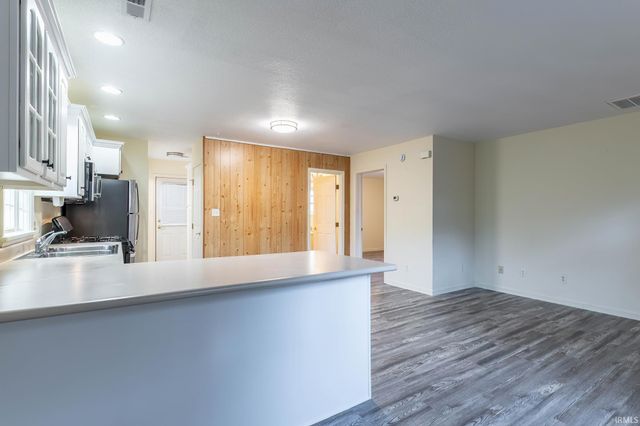 3023 Parnell Avenue, Fort Wayne, IN 46805