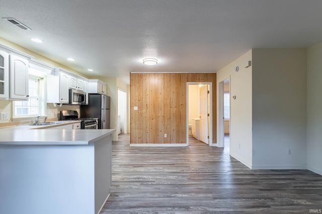 3023 Parnell Avenue, Fort Wayne, IN 46805