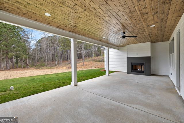 246 S Smith Road, Lagrange, GA 30241
