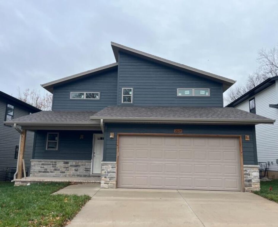 2604 N Prospect Avenue, Springfield, MO 65803