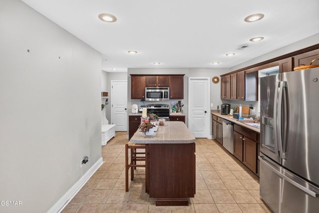 536 Elmer Walker Road, Jonesborough, TN 37659