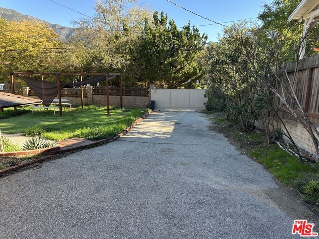 9747 Haines Canyon Avenue, Tujunga (los Angeles), CA 91042