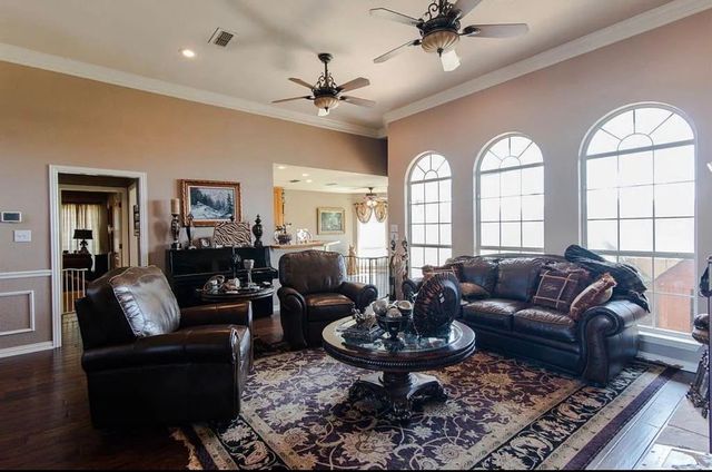 10899 Jackson Road, Krum, TX 76249