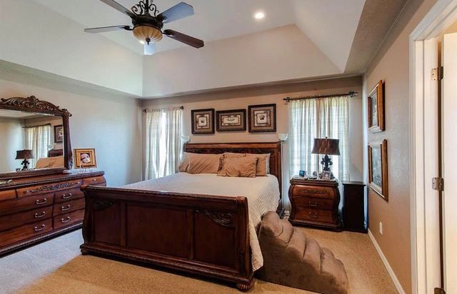 10899 Jackson Road, Krum, TX 76249