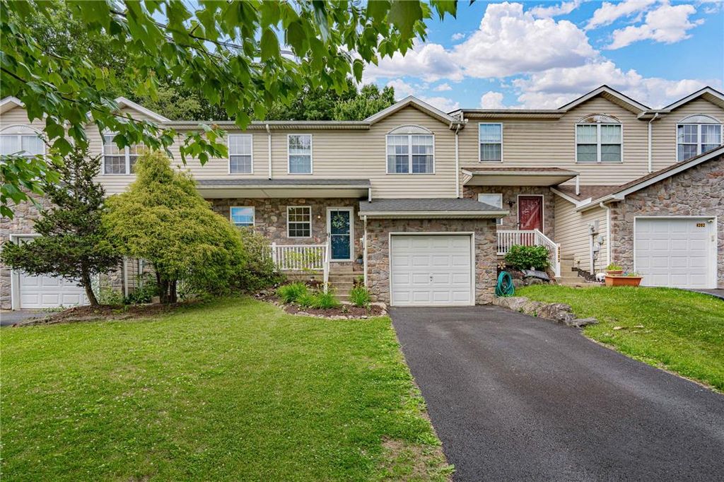 4264 David Drive, Emmaus Boro, PA 18049