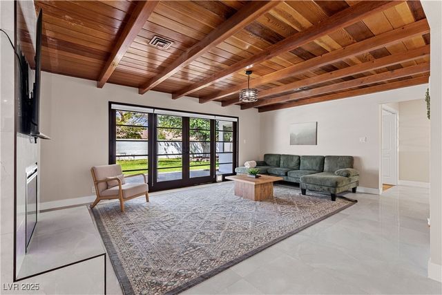 2420 Laurie Drive, Las Vegas, NV 89102