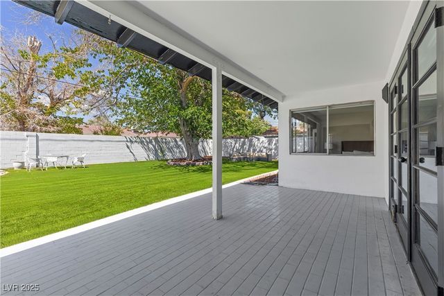 2420 Laurie Drive, Las Vegas, NV 89102