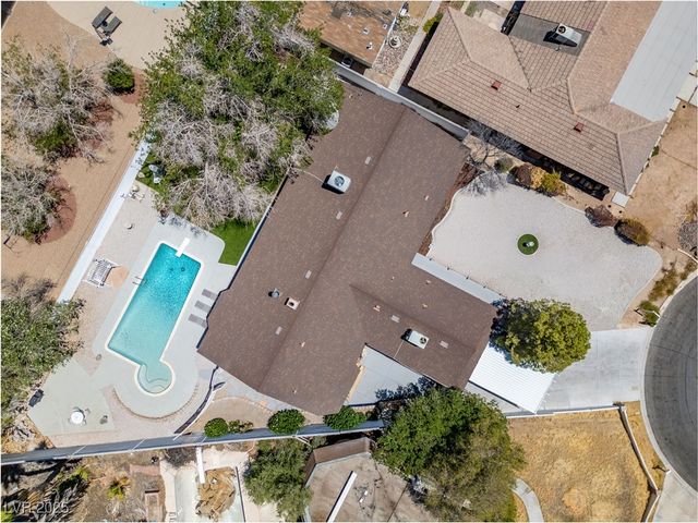 2420 Laurie Drive, Las Vegas, NV 89102