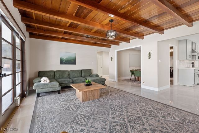 2420 Laurie Drive, Las Vegas, NV 89102